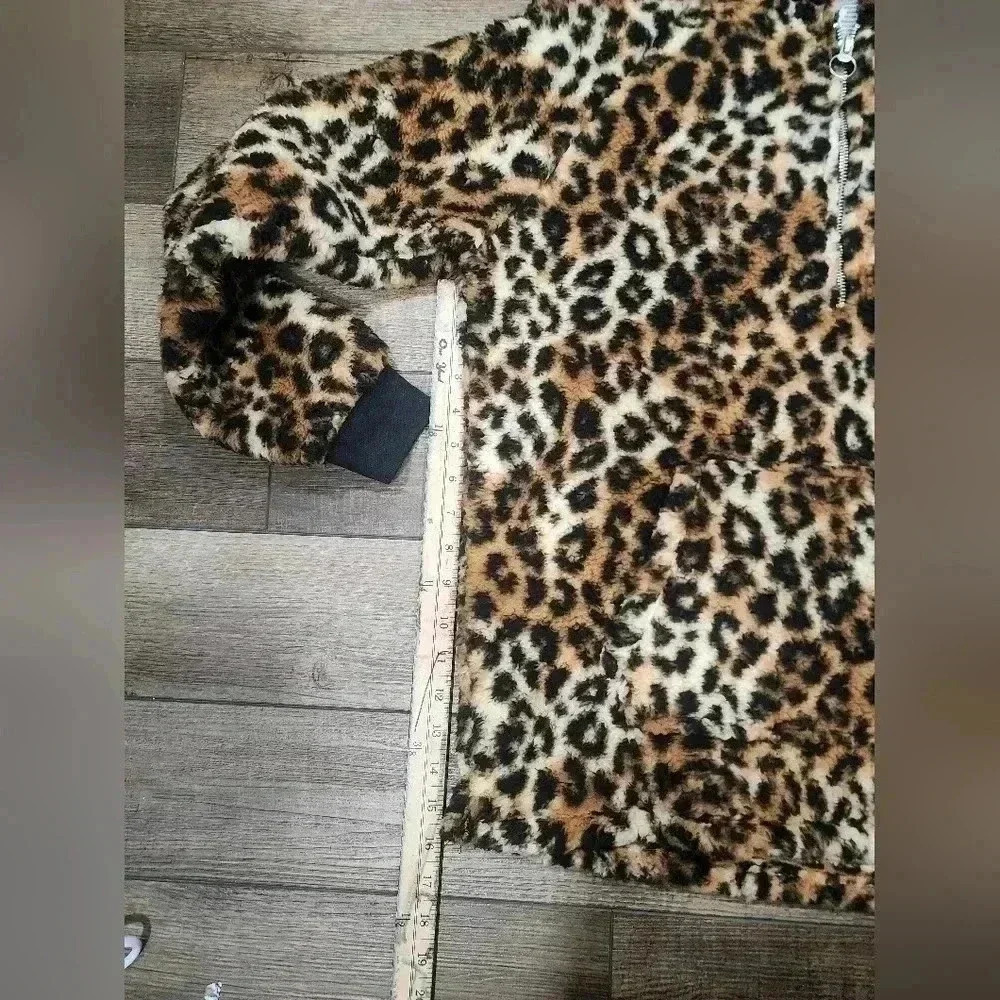 Victoria’s Secret PINK Cheetah Leopard Sherpa Hoodie Jacket Half Zip Up Small - Picture 6 of 6